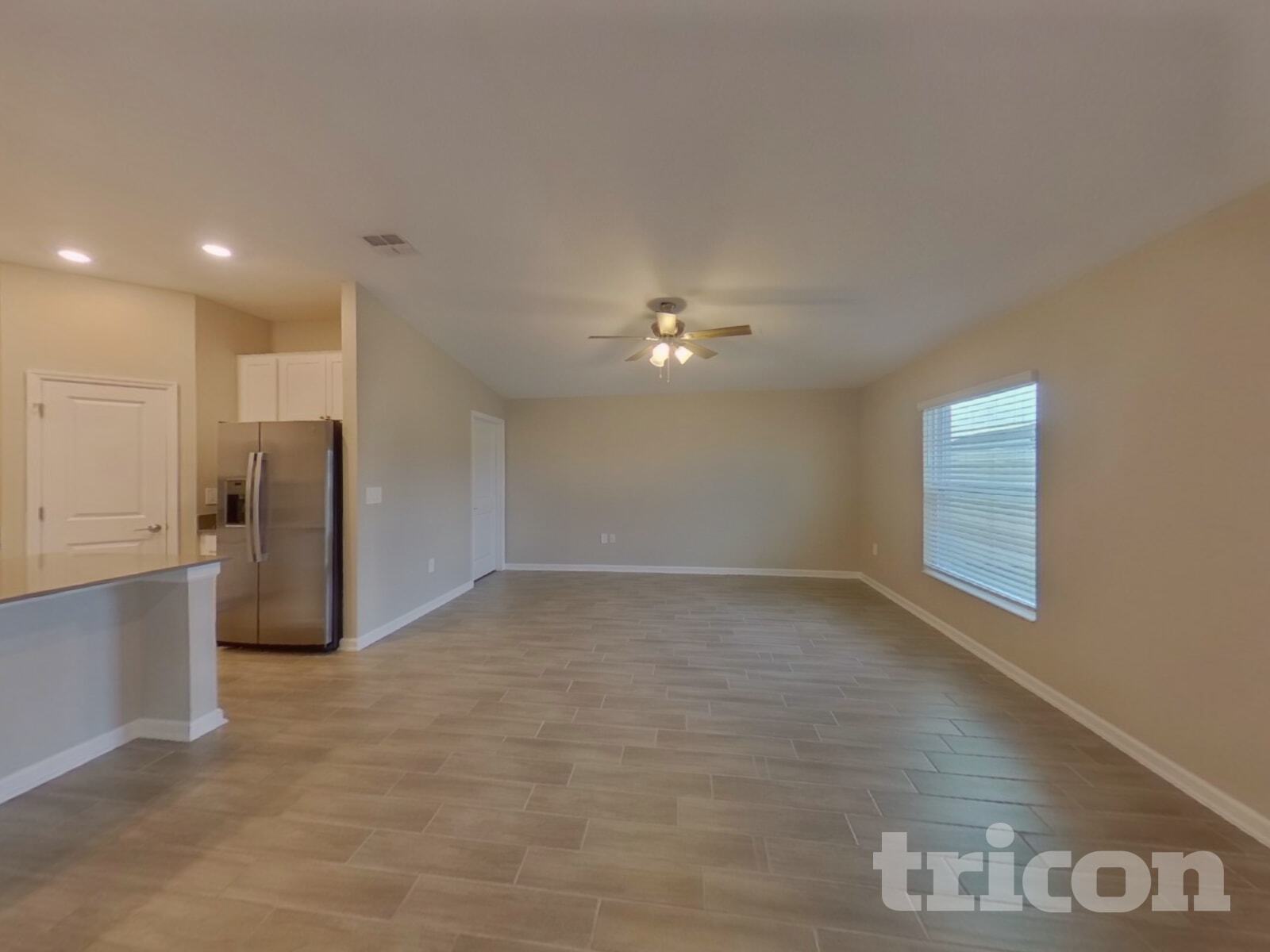 Building Photo - 9496 Revere Ave