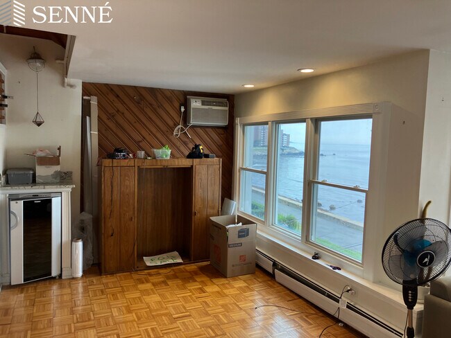 Building Photo - 71 Grovers Ave