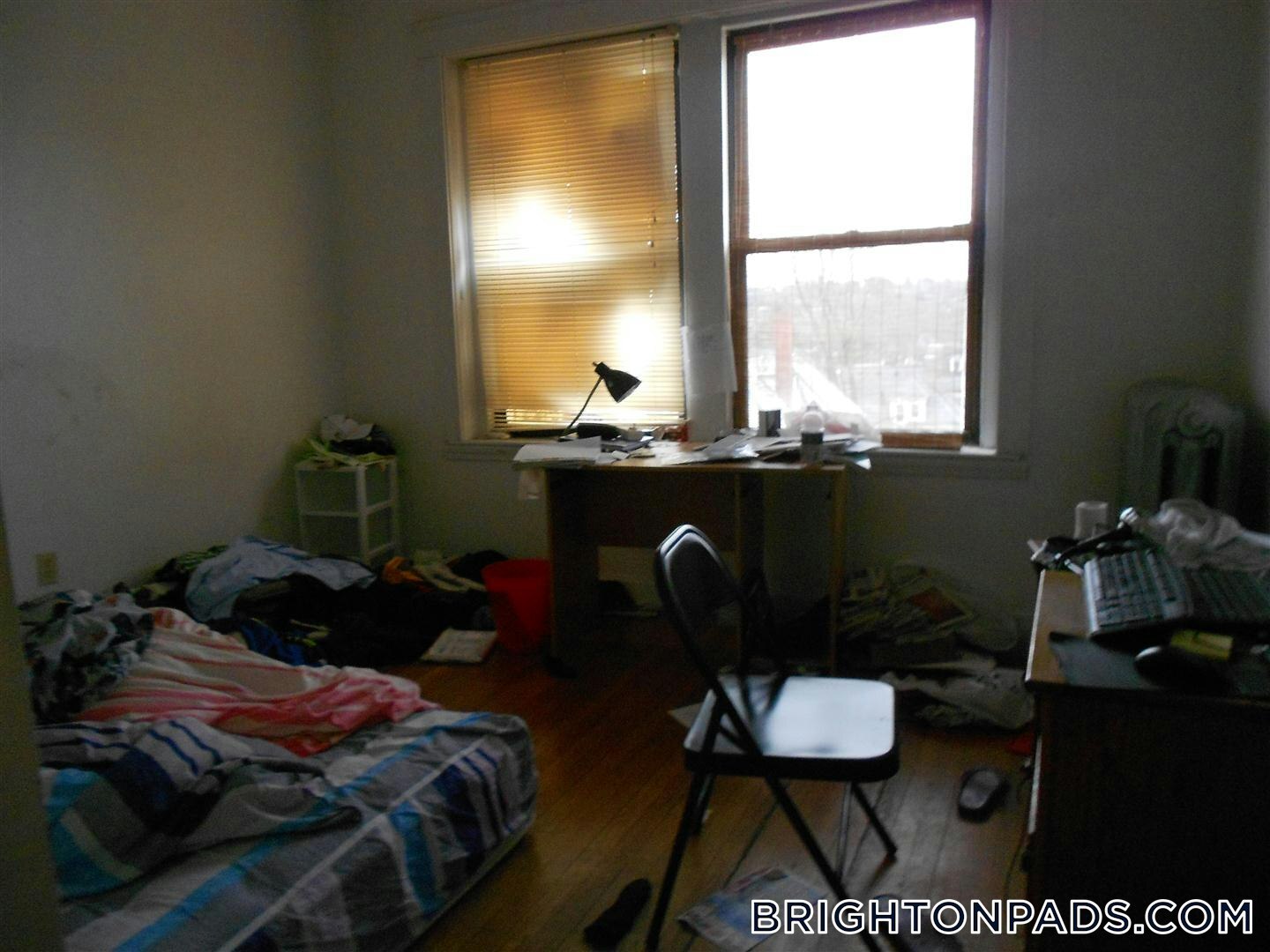 Building Photo - 17 Cummings Rd