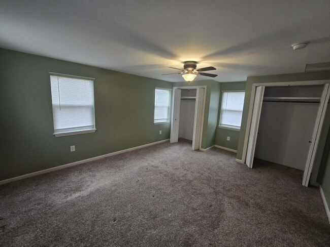 Building Photo - 1084 Yale Farm Rd