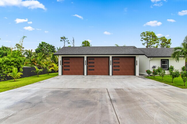 Building Photo - 13309 54th Ln N