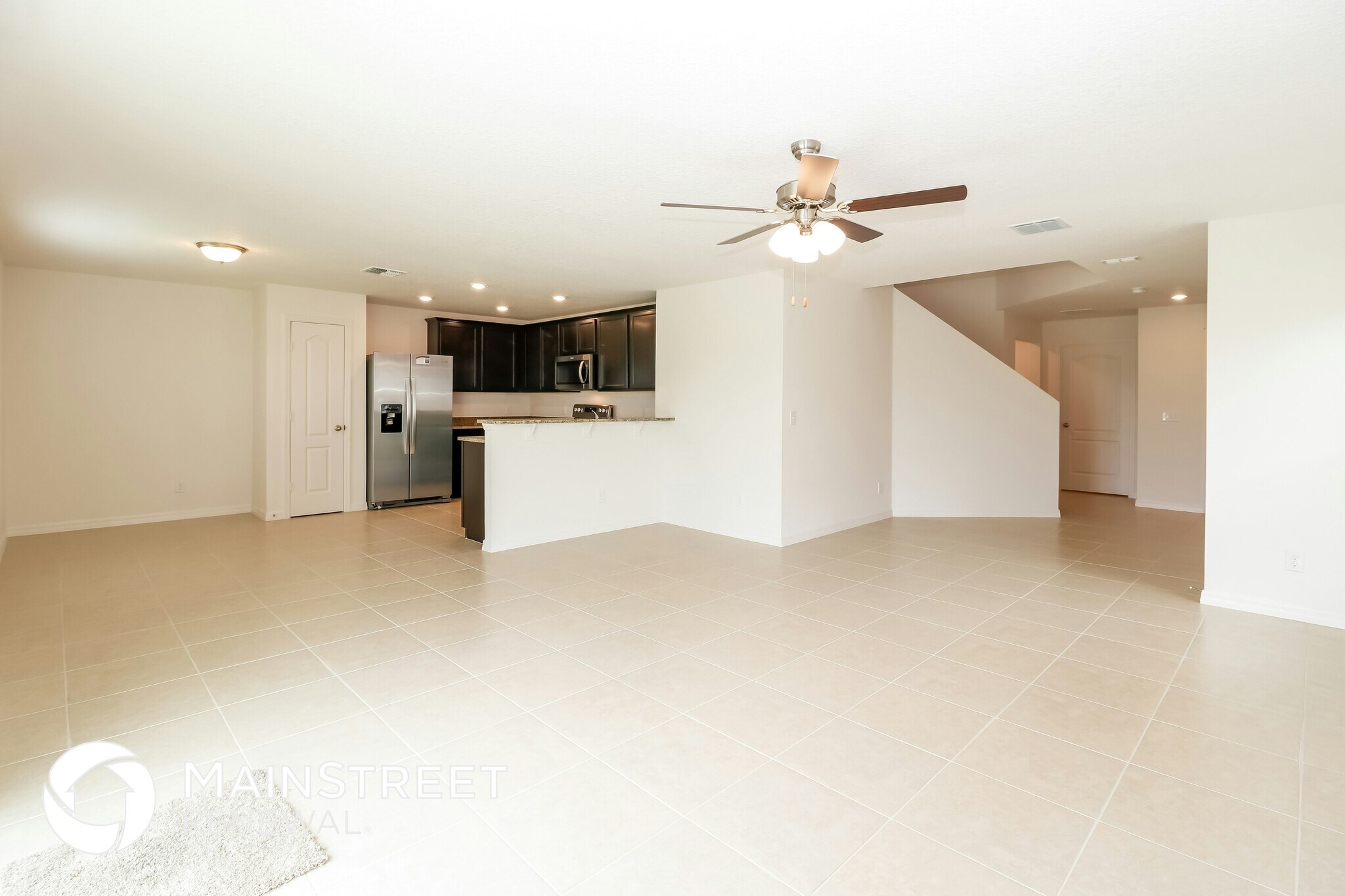 Building Photo - 2215 Caspian Dr