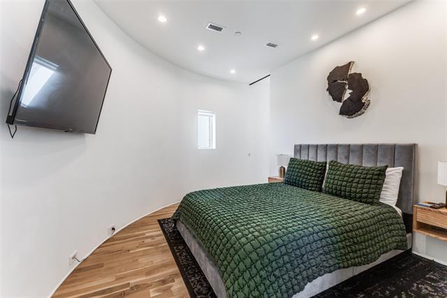 Building Photo - 308 Blackland Ct