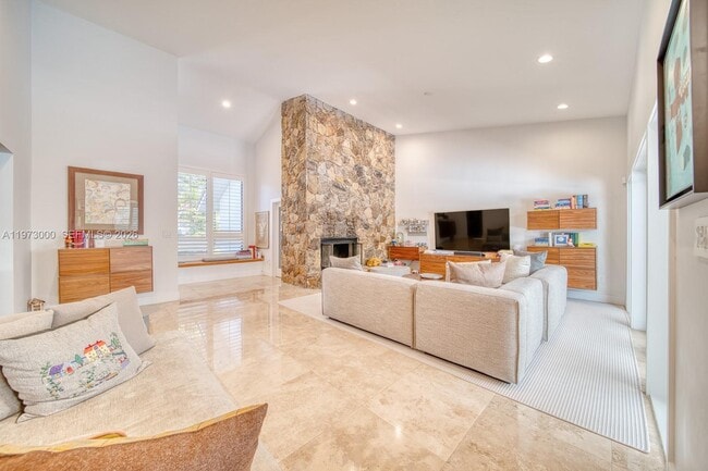 Building Photo - 9220 SW 102nd St