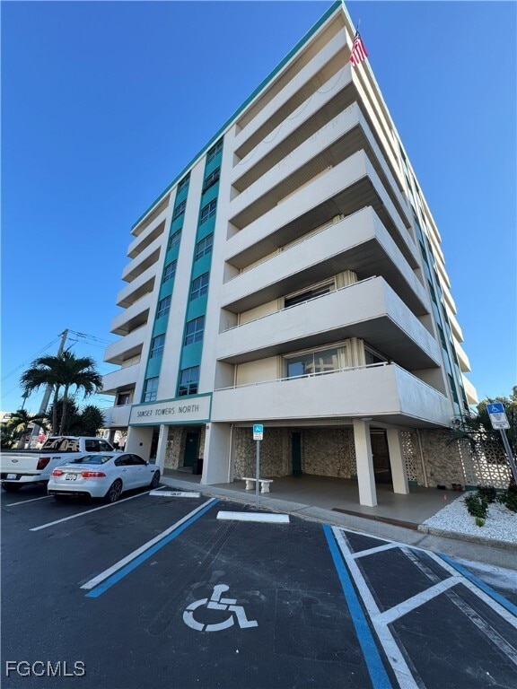 Building Photo - 4803 Sunset Ct