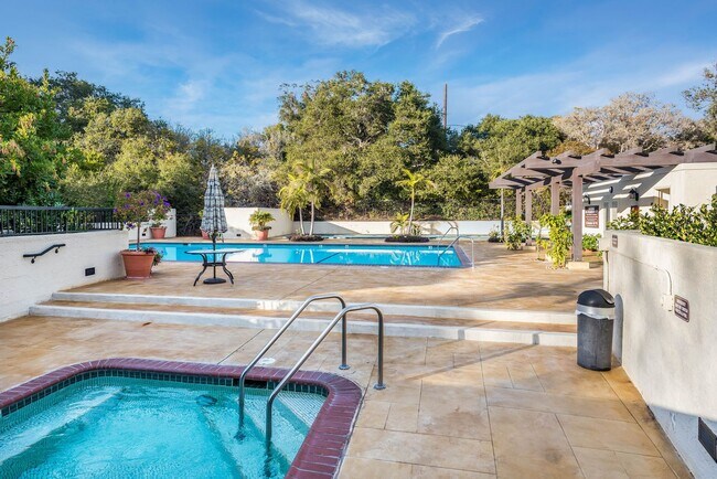 Building Photo - Unfurnished Spacious Montecito Shores 1700...