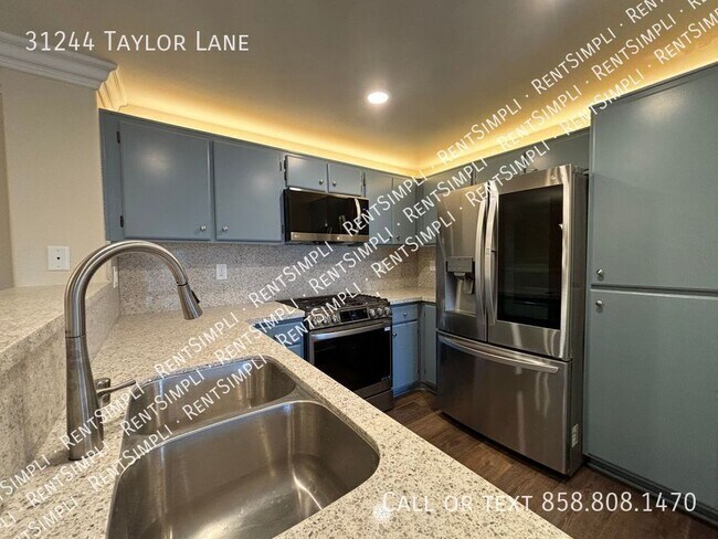 Building Photo - 31244 Taylor Ln
