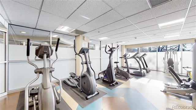 Building Photo - 601 W 11th Ave