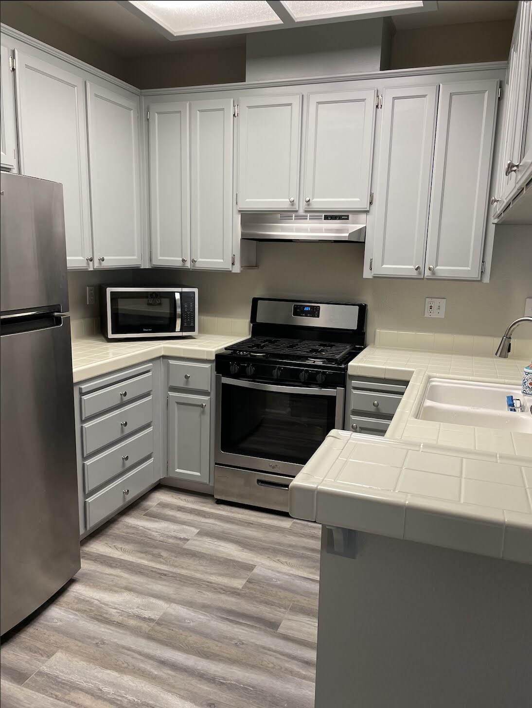 Kitchen - 1143 Greene Ter