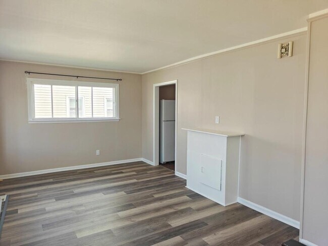 Building Photo - 31335 Elmwood