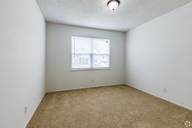 Building Photo - 5267 SW 21st Pl