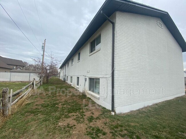 Building Photo - 1428 W 300 N