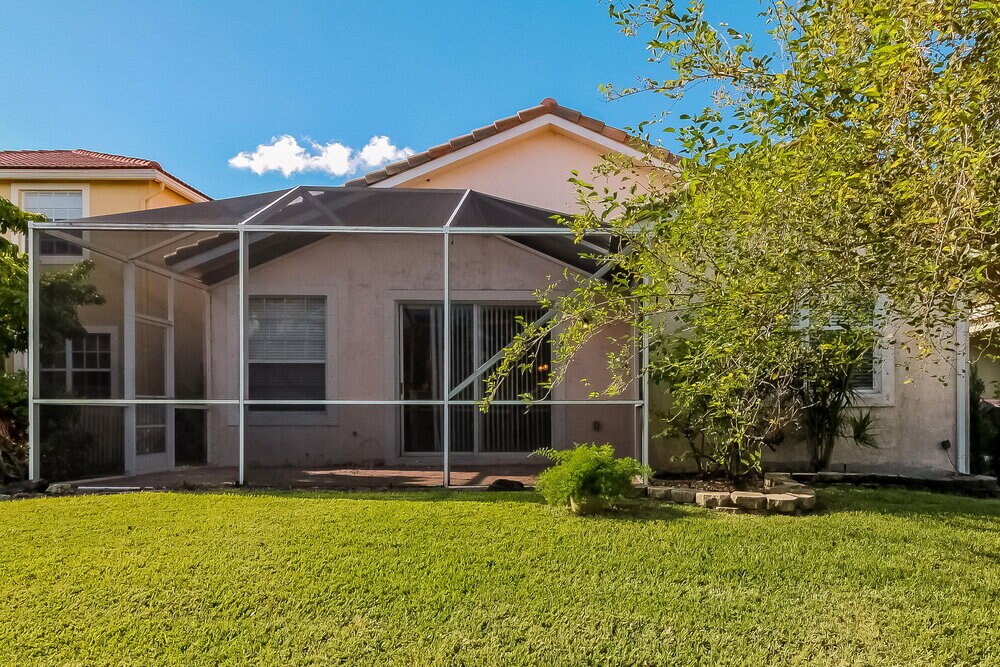 Building Photo - 12418 NW 53rd St