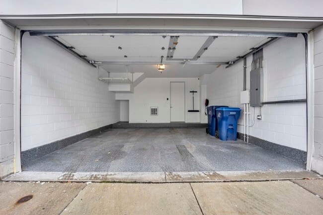 Building Photo - 1017 N Cleveland Ave