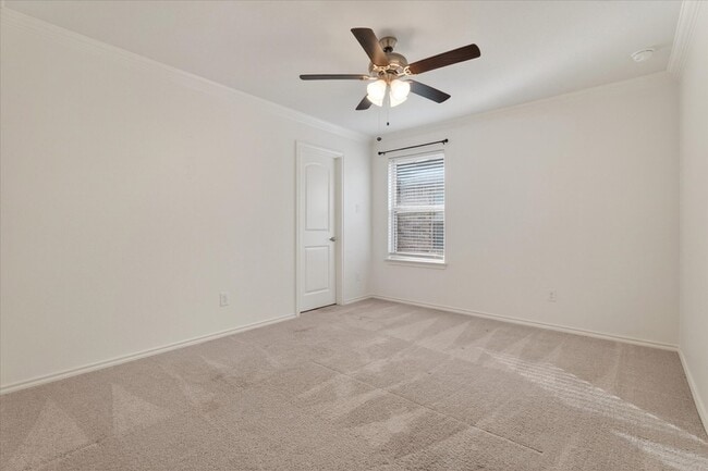 Building Photo - 628 Presidio St