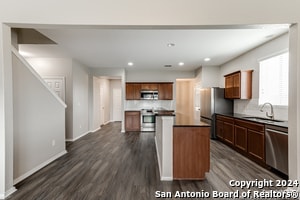 Building Photo - 24926 Terlingua Bend