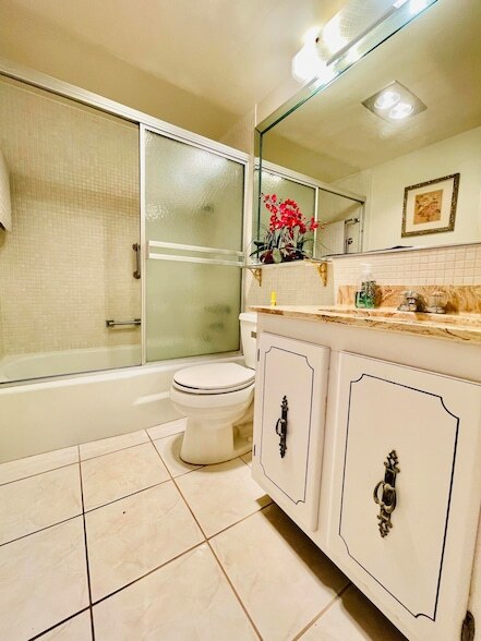 Building Photo - 257 S Cypress Rd