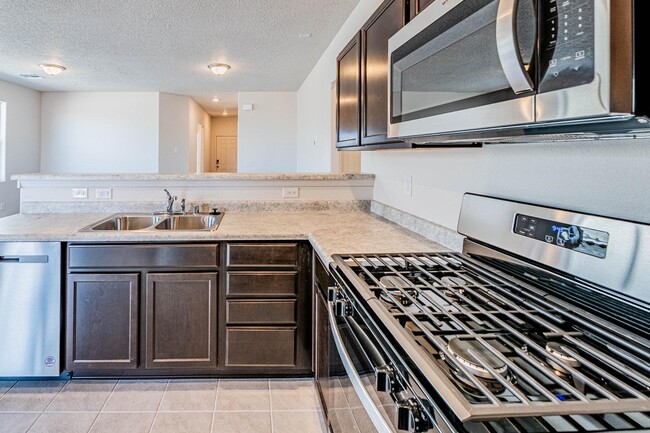 Building Photo - 88 Tome Vista Dr