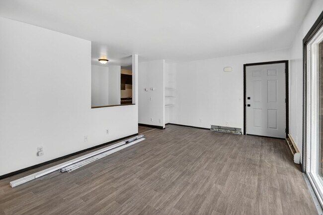 Building Photo - 3722 W Karstens Dr