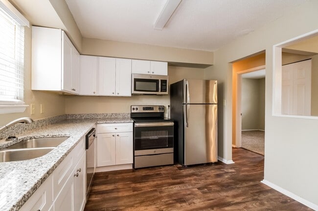 Building Photo - 4793 Carbondale Dr