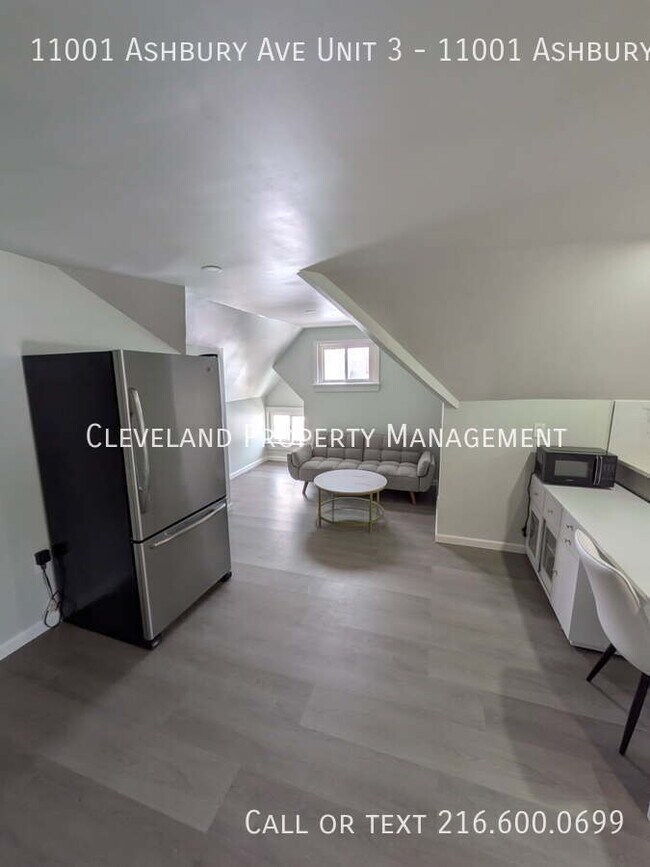 Building Photo - 11001 Ashbury Ave