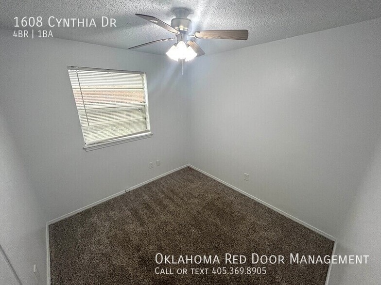 Building Photo - 1608 Cynthia Dr