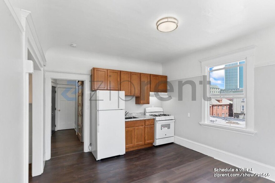Building Photo - 680 14th St