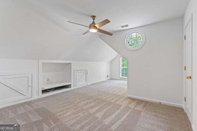 Building Photo - 1249 McLendon Dr