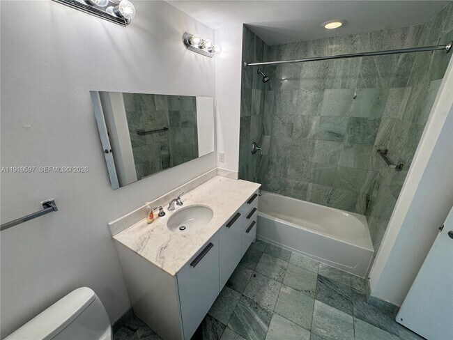 Building Photo - 1050 Brickell Ave