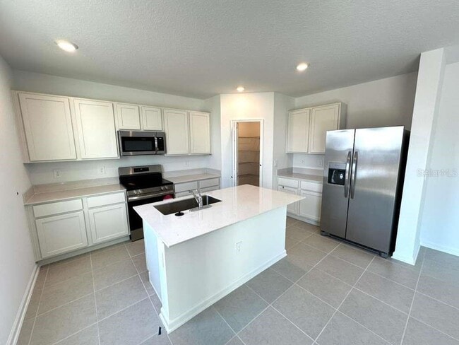 Building Photo - 4734 Katrina Dr