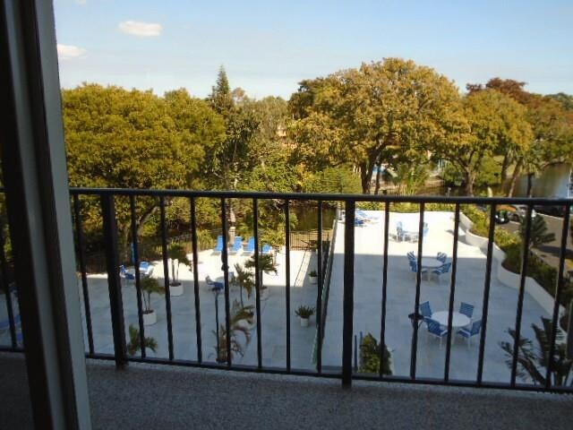 Building Photo - 1800 N Andrews Ave