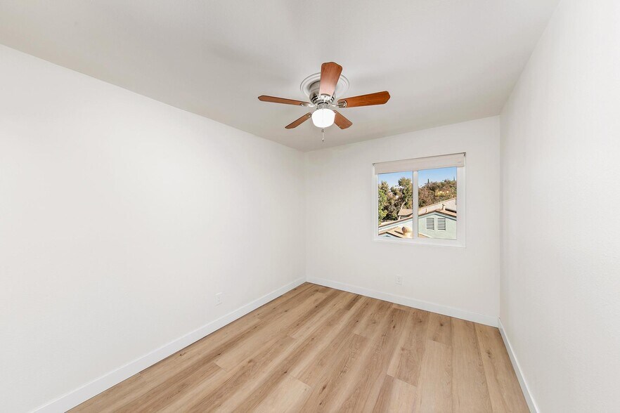 Building Photo - 1754 Hanford Dr