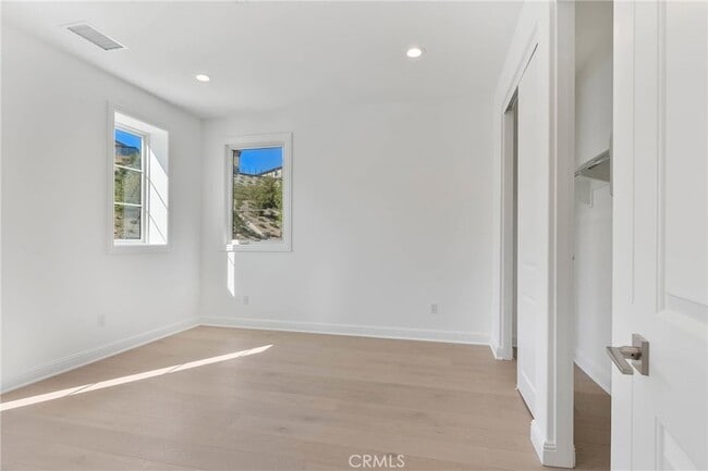Building Photo - 20448 Liverpool Way