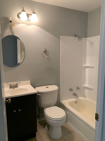 Building Photo - 5608 Sky Hill Dr