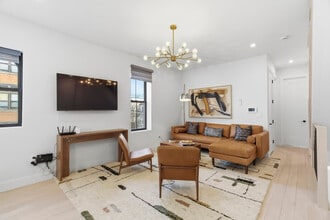 Building Photo - 81 Crescent Ave