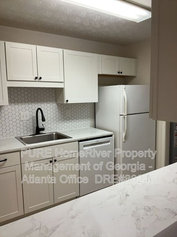 Building Photo - 1505 Augusta Dr