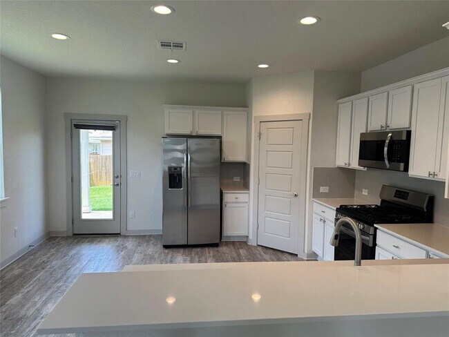 Building Photo - 288 Deserti Rd
