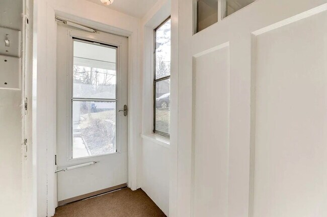 Building Photo - 1164 Randolph Ave