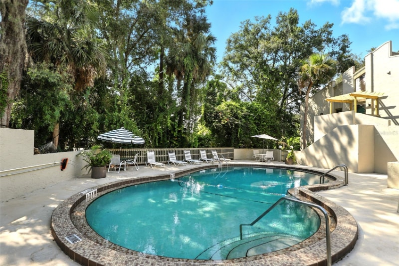 Building Photo - 211 Fairway Dr.