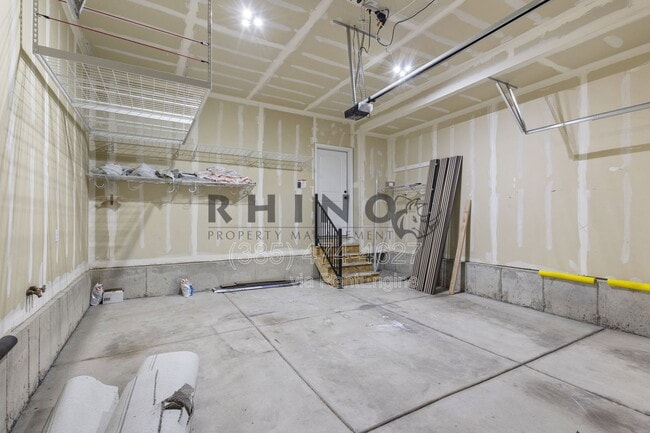 Building Photo - 14291 S Ashvale dr