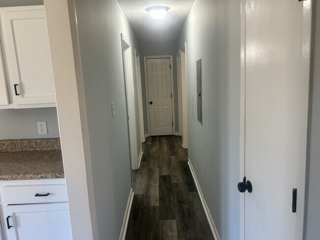 Building Photo - 6311 Glenlea Cir