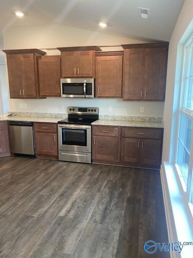Building Photo - 213 Alonzo Toney Dr