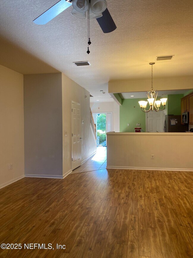 Building Photo - 4204 Crownwood Dr