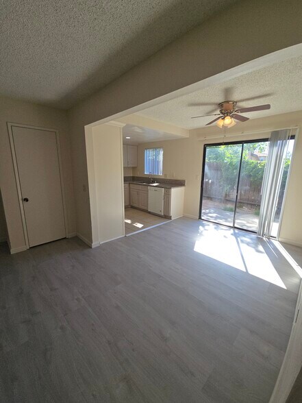 Building Photo - 713 Corvette Dr