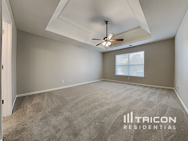 Building Photo - 724 Walton Dr