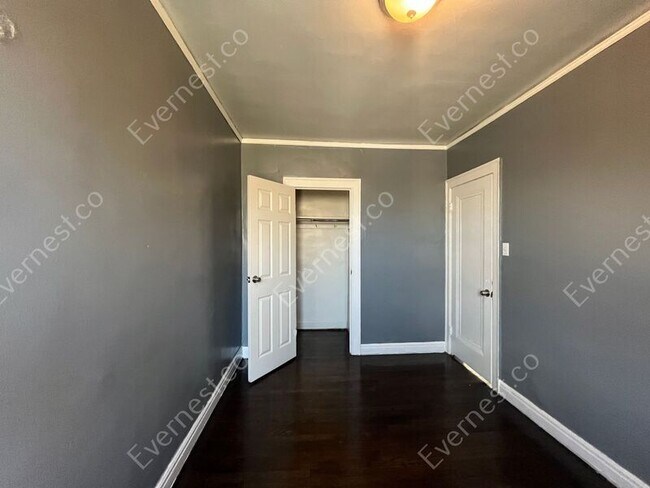Building Photo - 13920 Littlefield St
