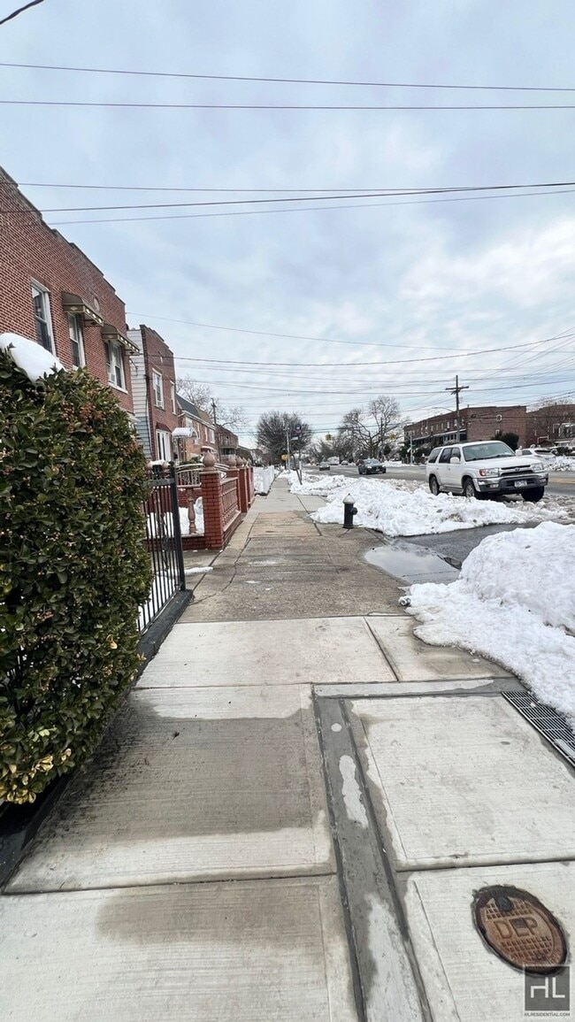 Building Photo - REMSEN AVENUE