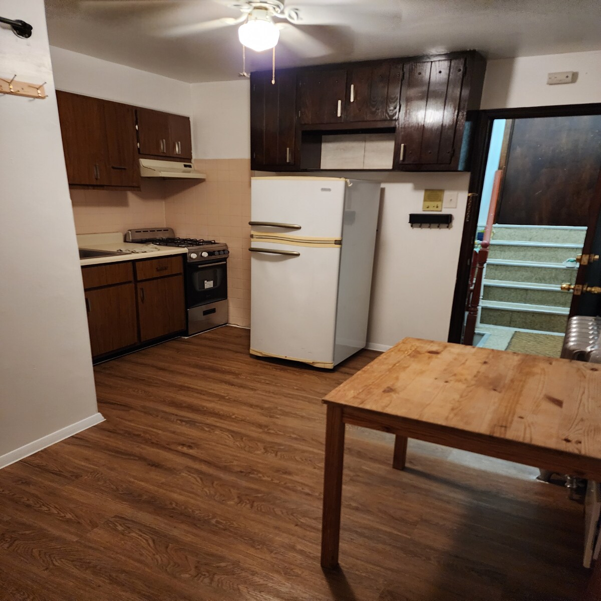 Building Photo - 1025 Christian St