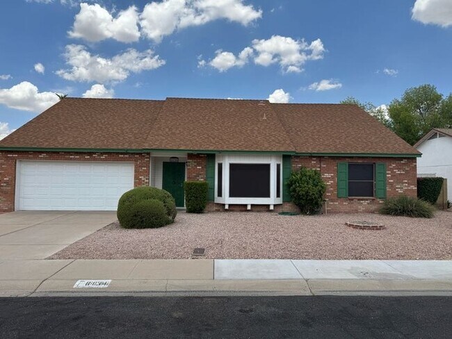 Primary Photo - Glendale 4br With Pool