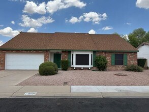 Building Photo - Glendale 4br With Pool